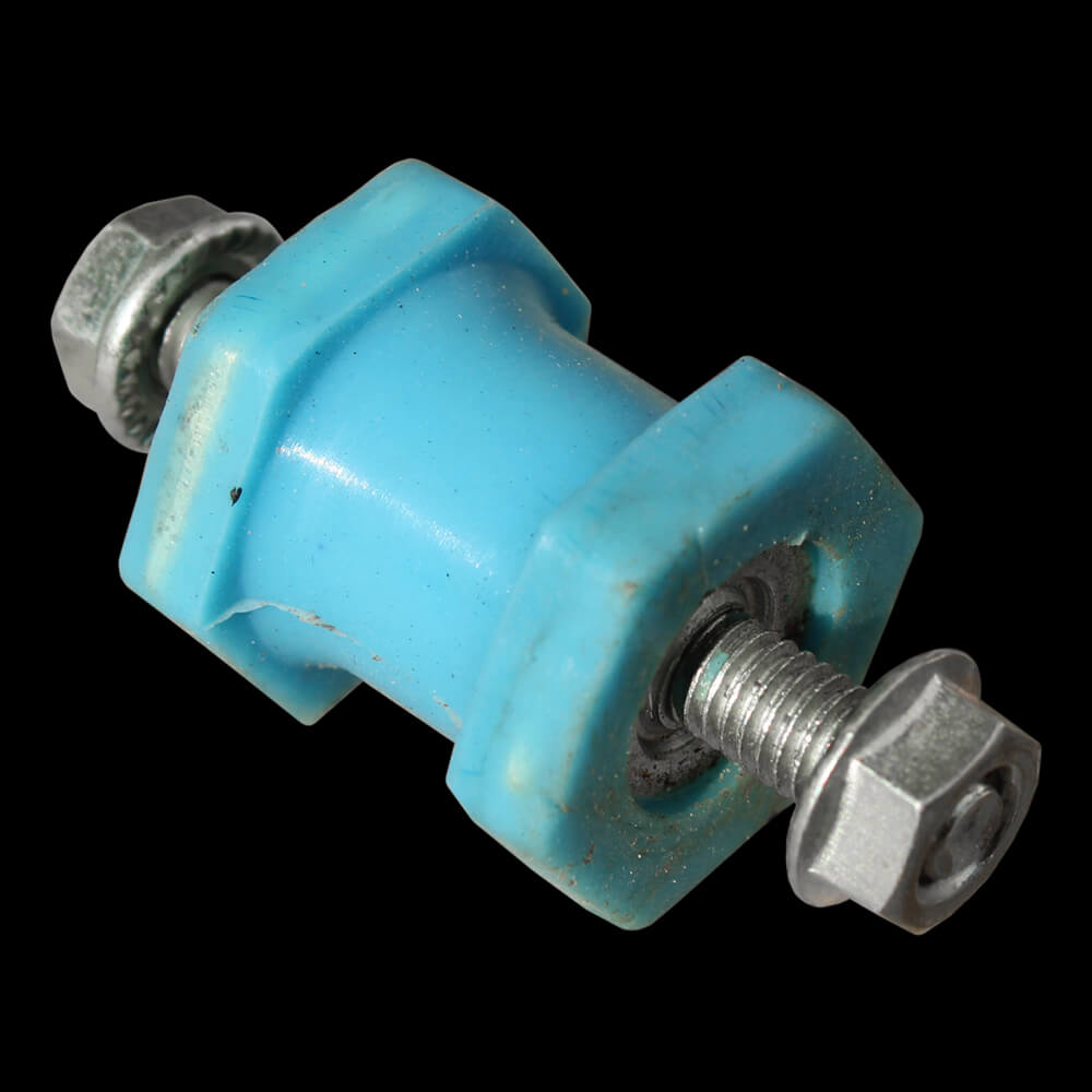 M6 Rubber Anti-Vibration Mount with Flanged Nuts, Blue | SKADI - Image 2